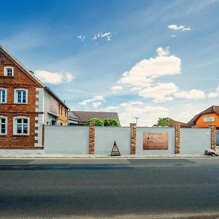 Alte Schmiede Mit Sauna, Pool Und Whirpool Im Aussenbereich Schoenstes Der Lausitz * Elsterheide