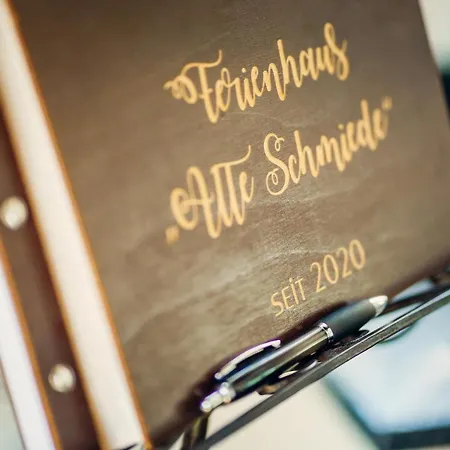 Alte Schmiede Mit Sauna, Pool Und Whirpool Im Aussenbereich Schoenstes Der Lausitz 別荘