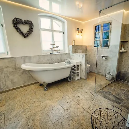 Alte Schmiede Mit Sauna, Pool Und Whirpool Im Aussenbereich Schoenstes Der Lausitz 別荘 Elsterheide