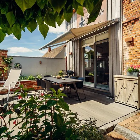 Alte Schmiede Mit Sauna, Pool Und Whirpool Im Aussenbereich Schoenstes Der Lausitz Holiday home