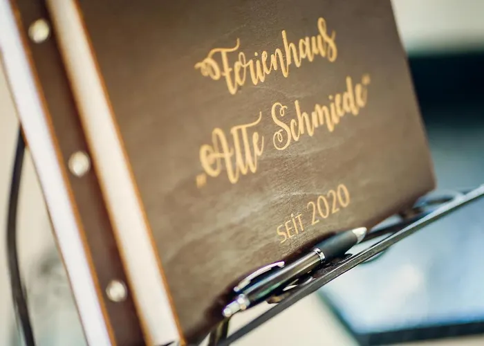 Alte Schmiede Mit Sauna, Pool Und Whirpool Im Aussenbereich Schoenstes Der Lausitz Сasa de vacaciones