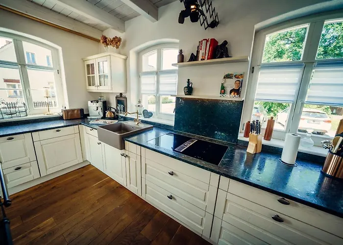 Alte Schmiede Mit Sauna, Pool Und Whirpool Im Aussenbereich Schoenstes Der Lausitz Сasa de vacaciones Elsterheide