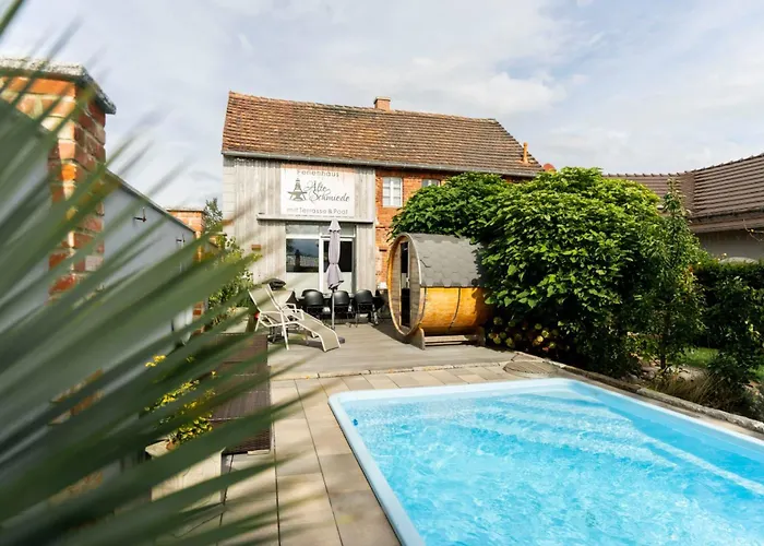 Alte Schmiede Mit Sauna, Pool Und Whirpool Im Aussenbereich Schoenstes Der Lausitz * Elsterheide